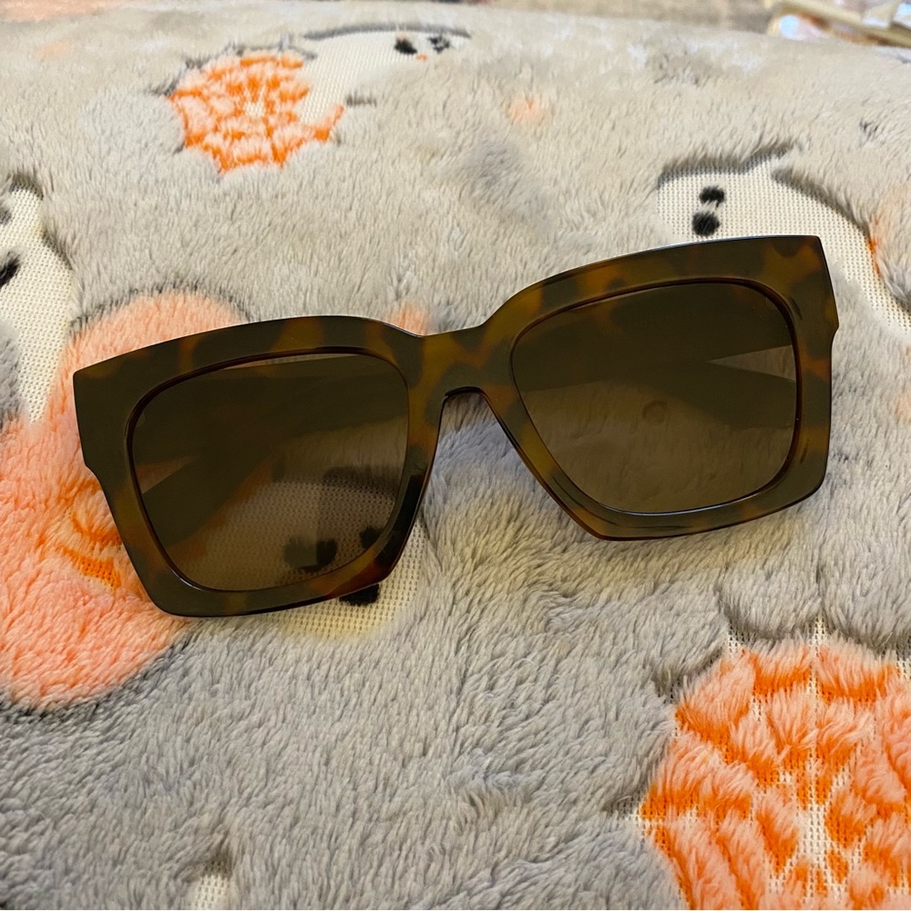Oversized Tortoiseshell Sunglasses